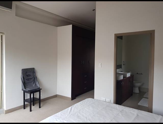 2 BEDROOM TOWNHOUSE FOR SALE IN MELROSE NORTH